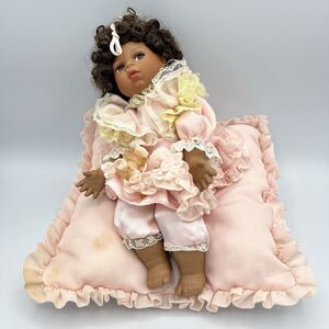Seymour Mann Porcelain Doll Connoisseur Collection Musical Girl On Pink Pillow